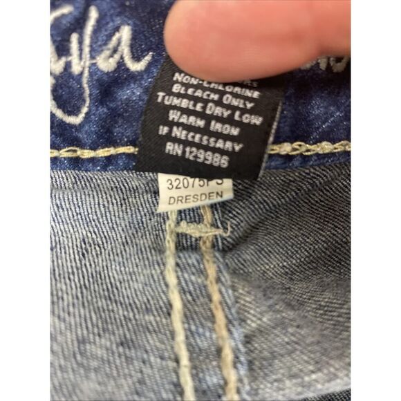 Ariya Jeans Women’s Size 20 Jeans Embroidered Flap Pocket Embellished 40x31 - Picture 7 of 11